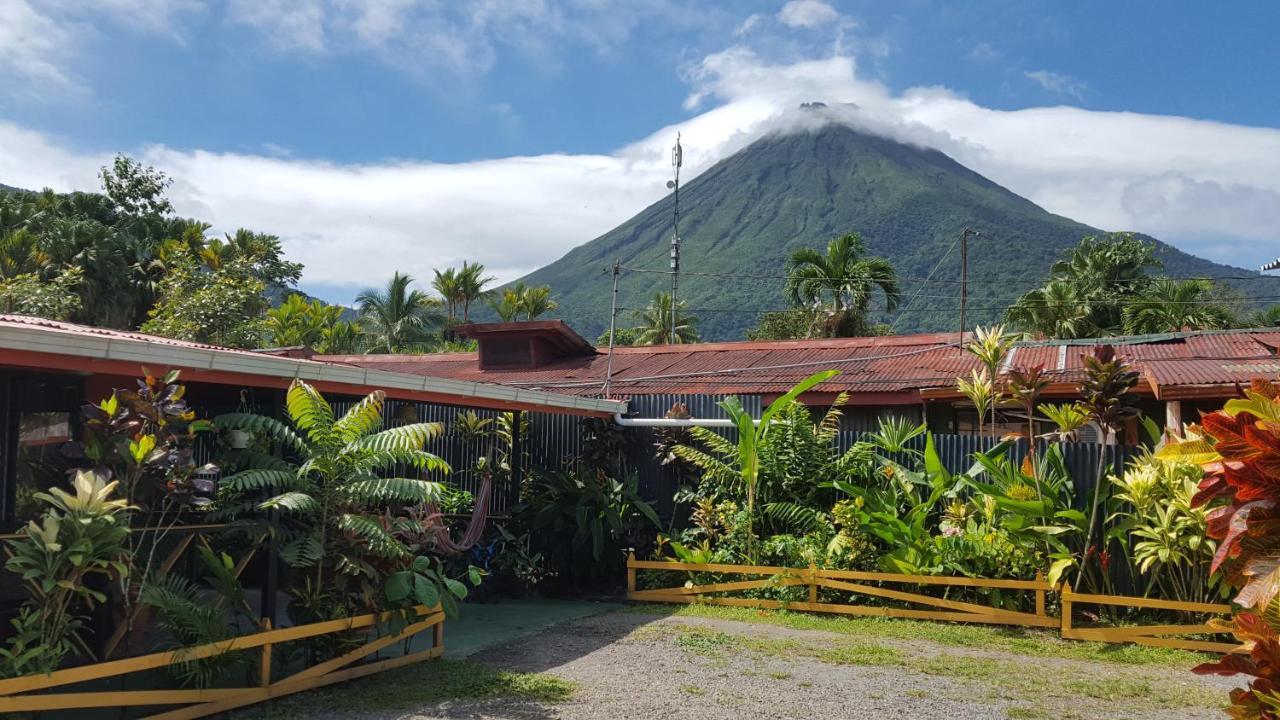 Red Frog Hotel La Fortuna المظهر الخارجي الصورة