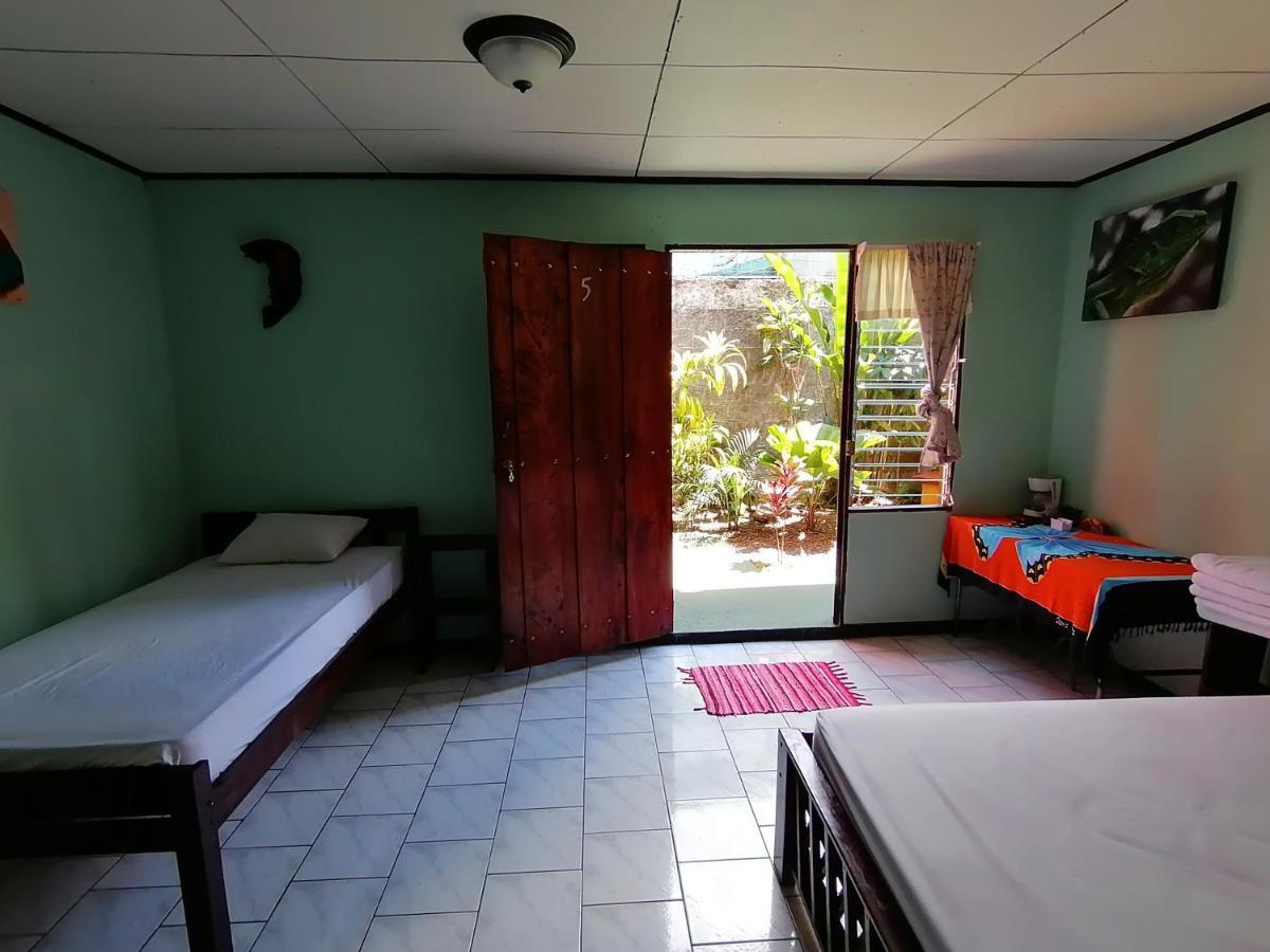 Red Frog Hotel La Fortuna المظهر الخارجي الصورة