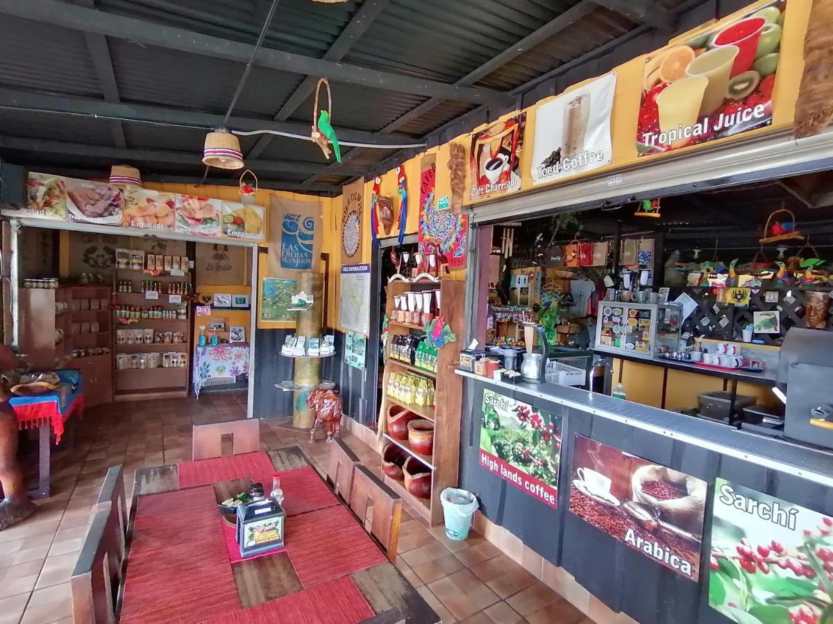 Red Frog Hotel La Fortuna المظهر الخارجي الصورة