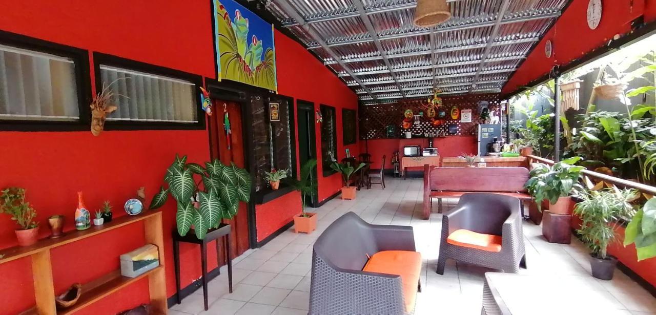 Red Frog Hotel La Fortuna المظهر الخارجي الصورة