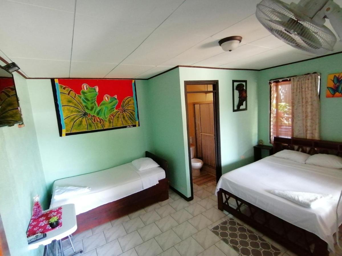 Red Frog Hotel La Fortuna المظهر الخارجي الصورة